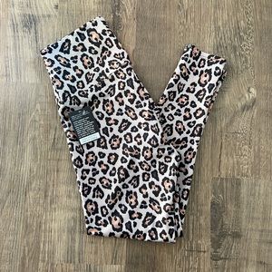 Onzie leopard leggings - womens size M/L